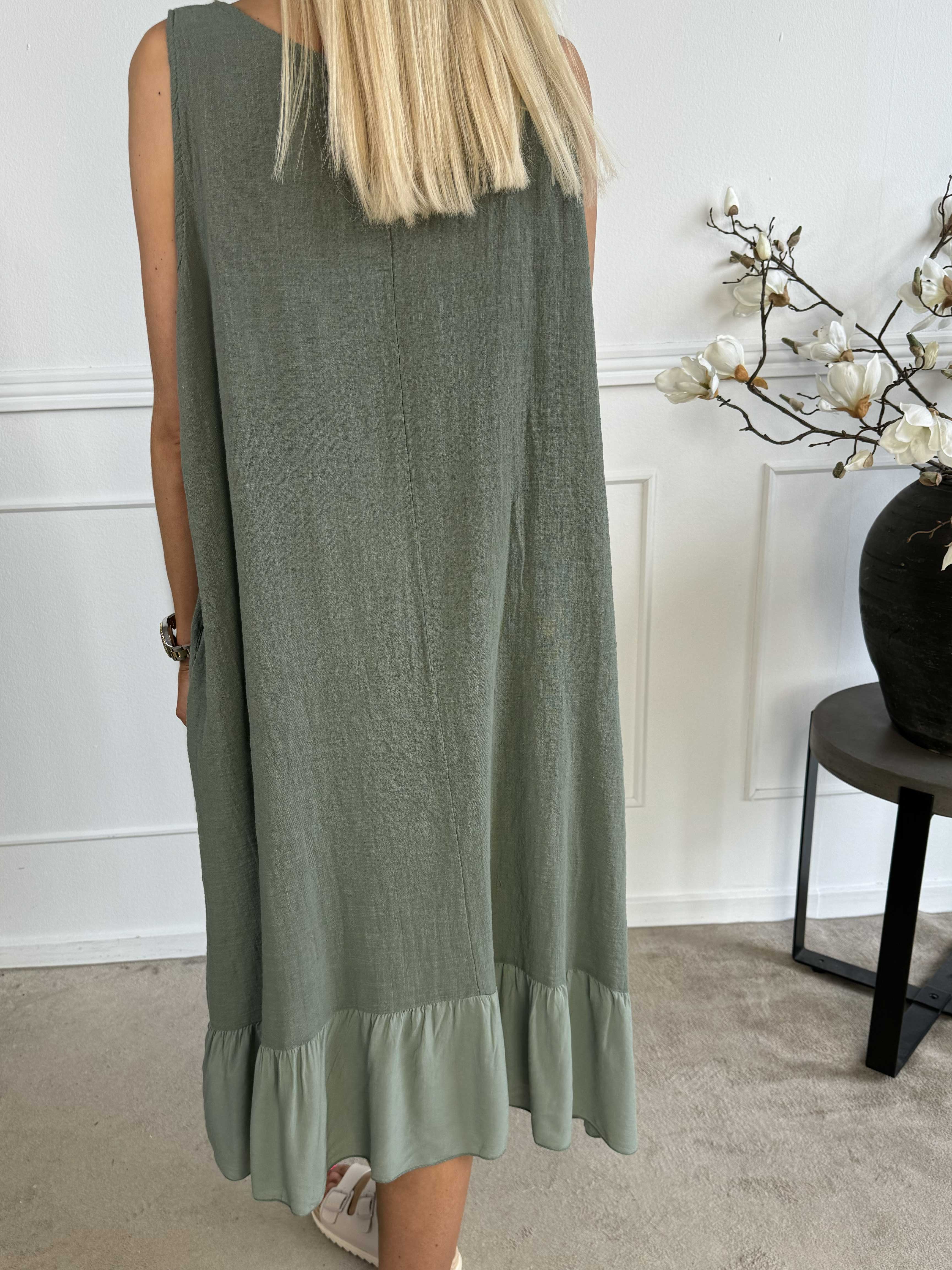 Mille - Sommerkjole i hørlook med flæse